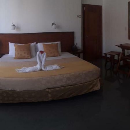 Hotel Dejavu Puerto Ayora  Eksteriør billede