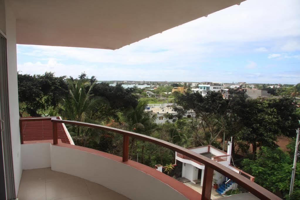 Hotel Dejavu Puerto Ayora  Eksteriør billede